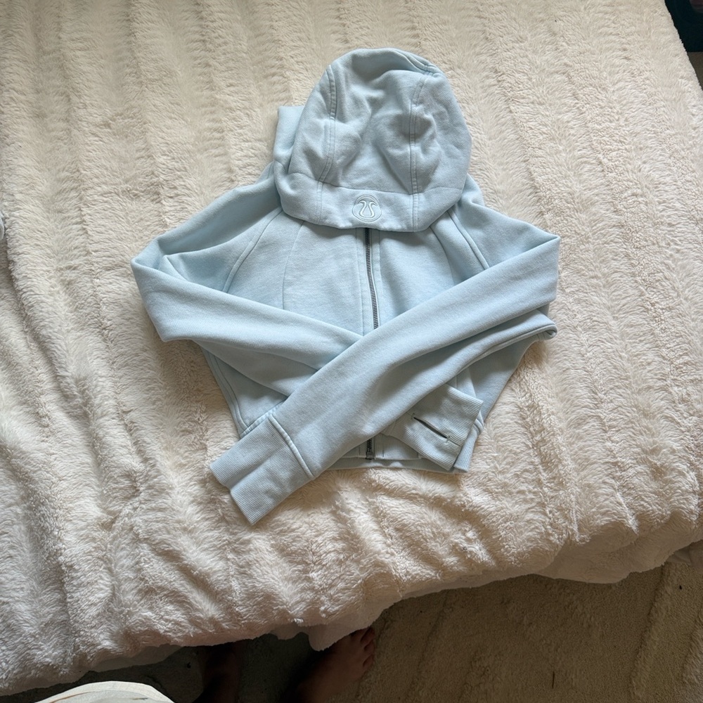 Light Blue Lululemon Scuba 0